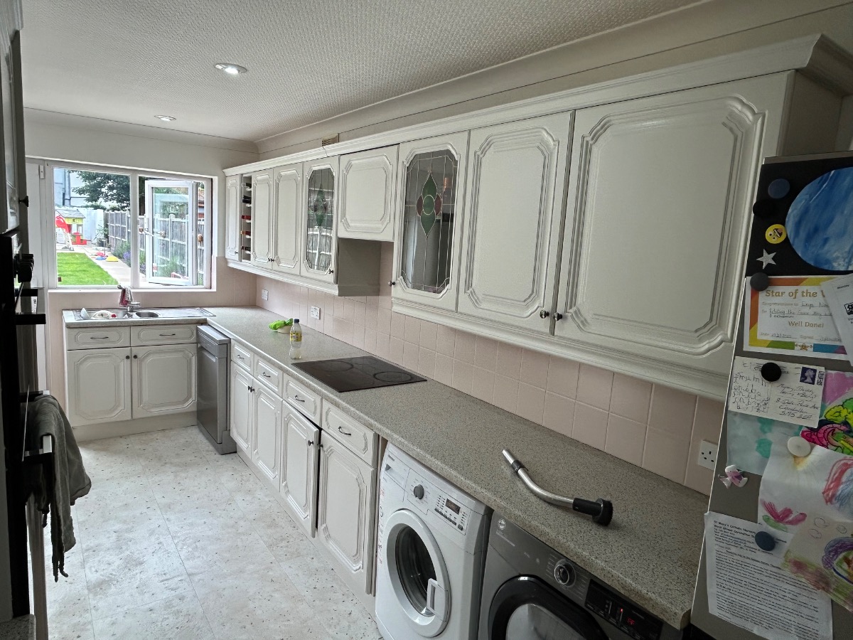 Painter and Decorator: Image 1